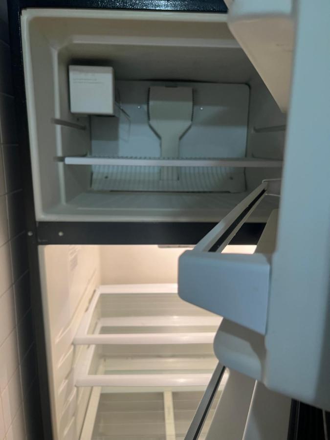 Lovely Three Bedroom Apartment Near Jersey City And Newyork Линден Экстерьер фото