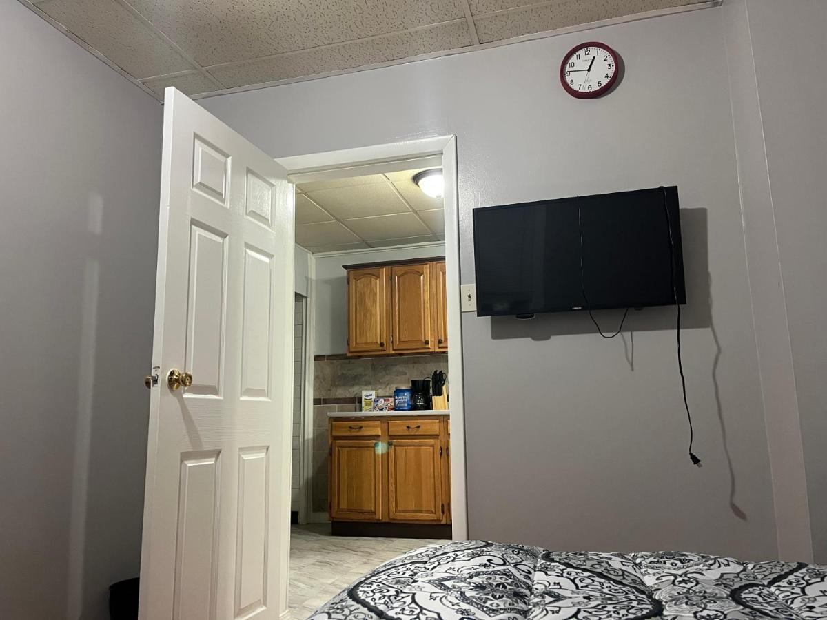 Lovely Three Bedroom Apartment Near Jersey City And Newyork Линден Экстерьер фото