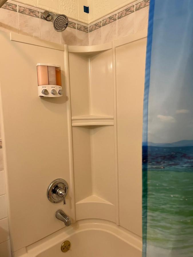 Lovely Three Bedroom Apartment Near Jersey City And Newyork Линден Экстерьер фото